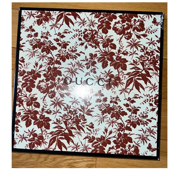 Gucci Floral Print Scarf - Picture 4 of 4